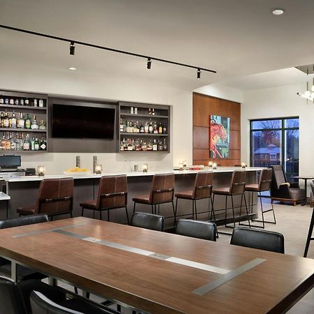 Courtyard By Marriott Saratoga Springs Hotel Bagian luar foto