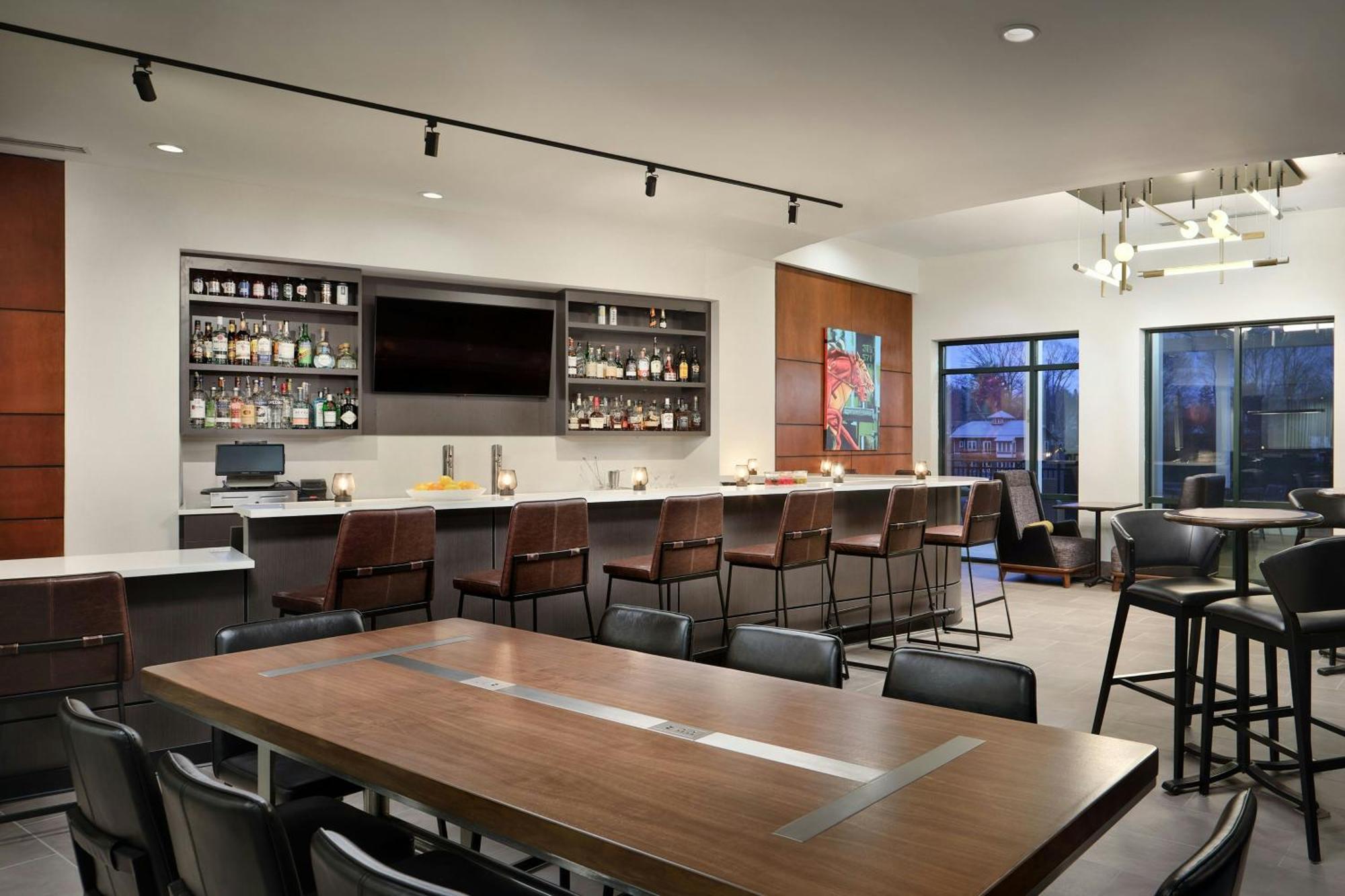 Courtyard By Marriott Saratoga Springs Hotel Bagian luar foto